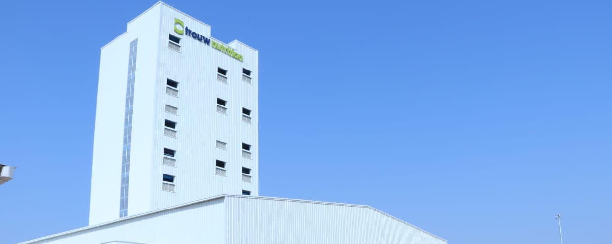hero-banner-two